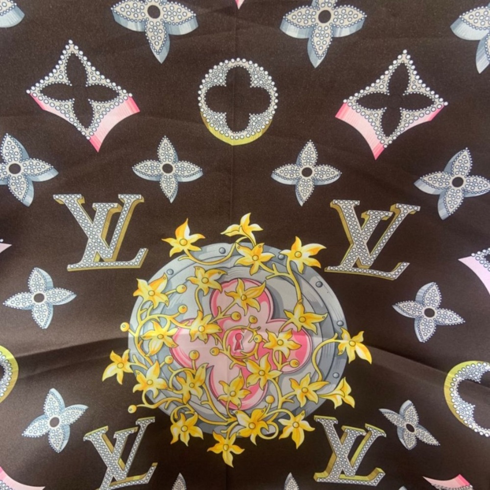Multicolor Logo Scarf - Picture 3 of 8